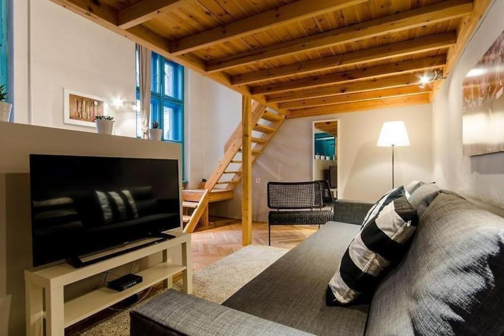 Blue Lotus Apartment T50 بودابست المظهر الخارجي الصورة